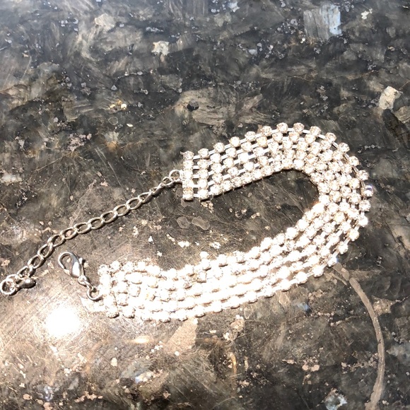 ELEGANT BRACELET NWOT ADJUST TO 9 1/2” - Picture 6 of 7